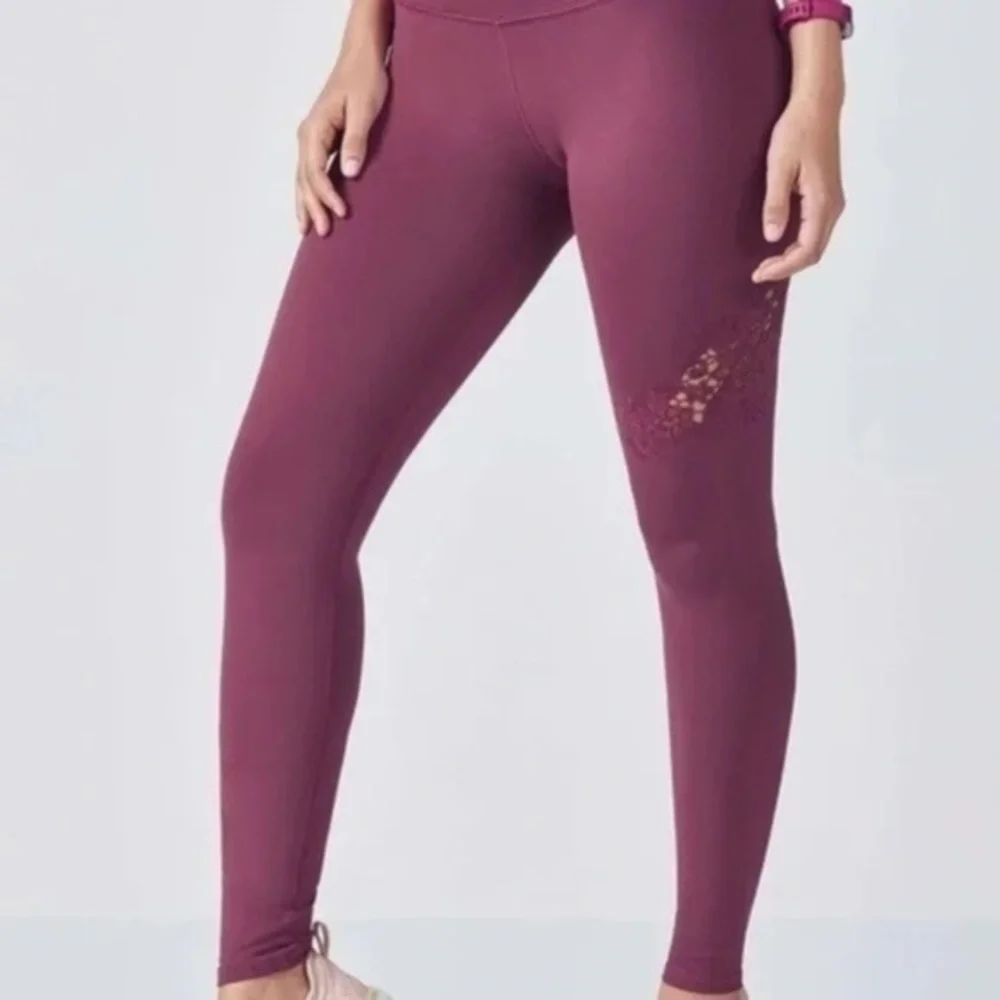 Fabletics Mauve Embroidered Cut Out Leggings medium